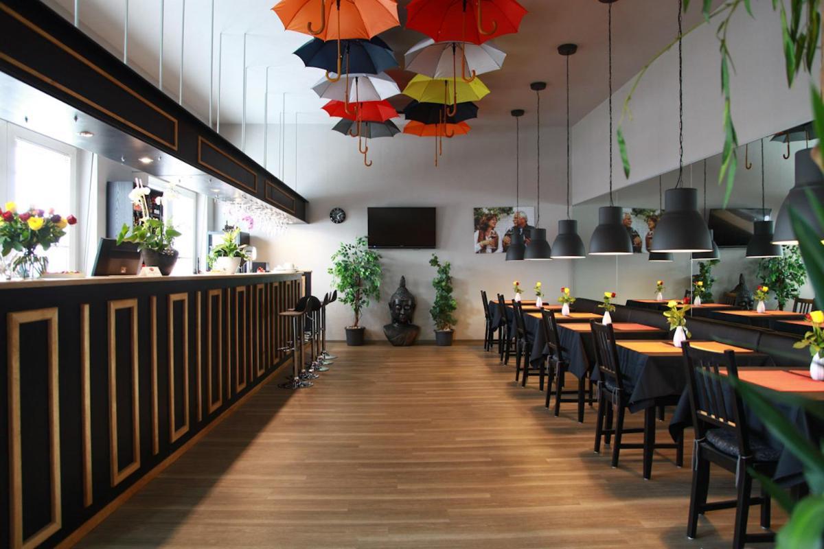 Hotel Moerser Hof Ngoại thất bức ảnh
