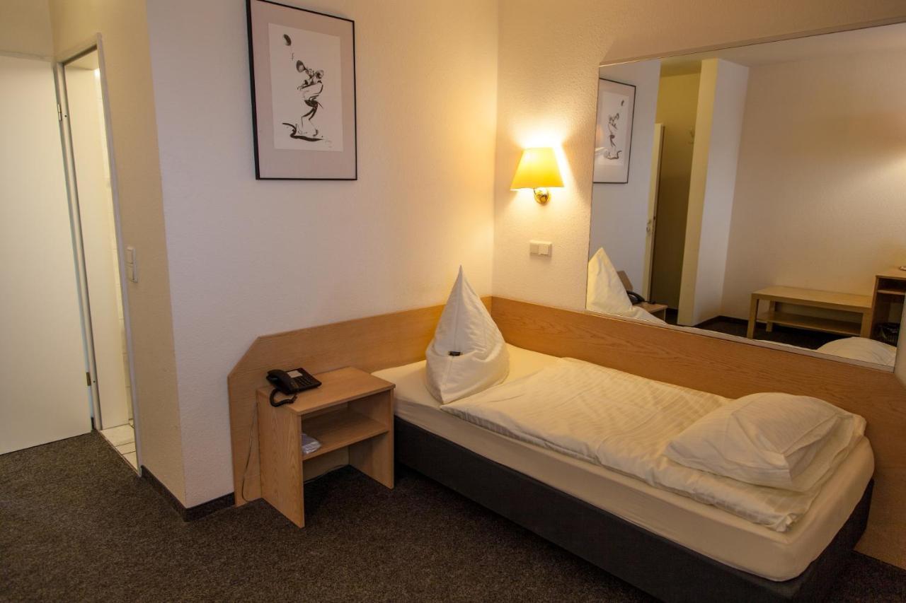 Hotel Moerser Hof Ngoại thất bức ảnh